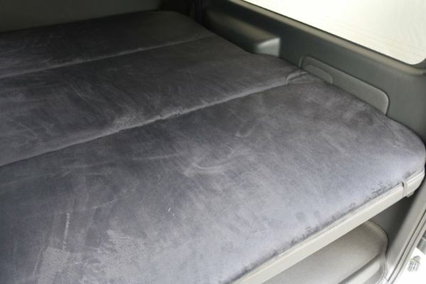 【他社製】ハイエース200系ナロー用ベッドキット専用カバー