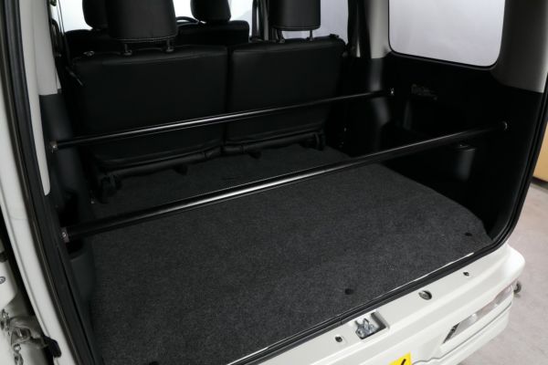 ハイゼットカーゴ 荷台改造に ユーティリティーバー