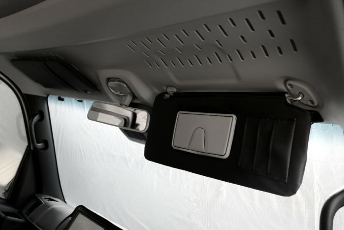 SHINKE】S700V系 ハイゼットカーゴ専用サンバイザーカバー