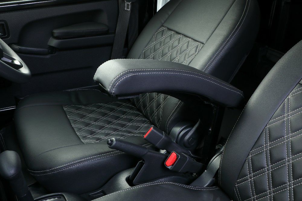 ハイゼットジャンボ専用 「センターアームレスト＆ドアアームレスト  